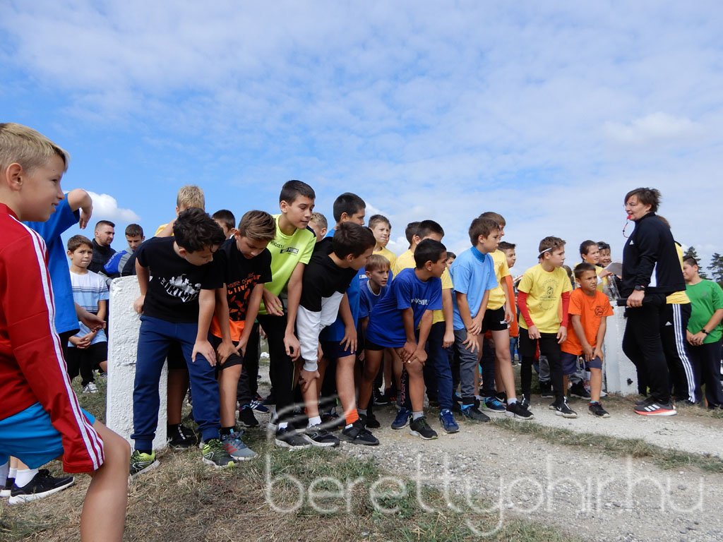 Mezei futóbajnokság Berettyóújfaluban 07